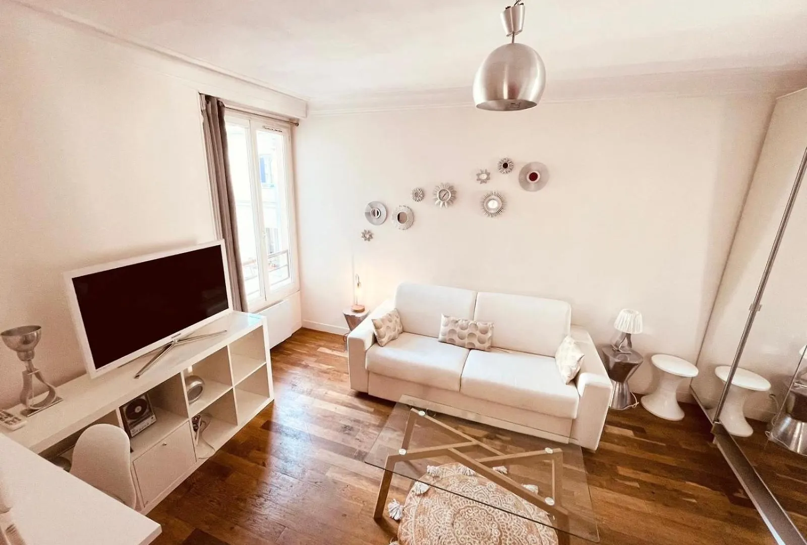 Gare Du Nord Gare De L'est Apartmán